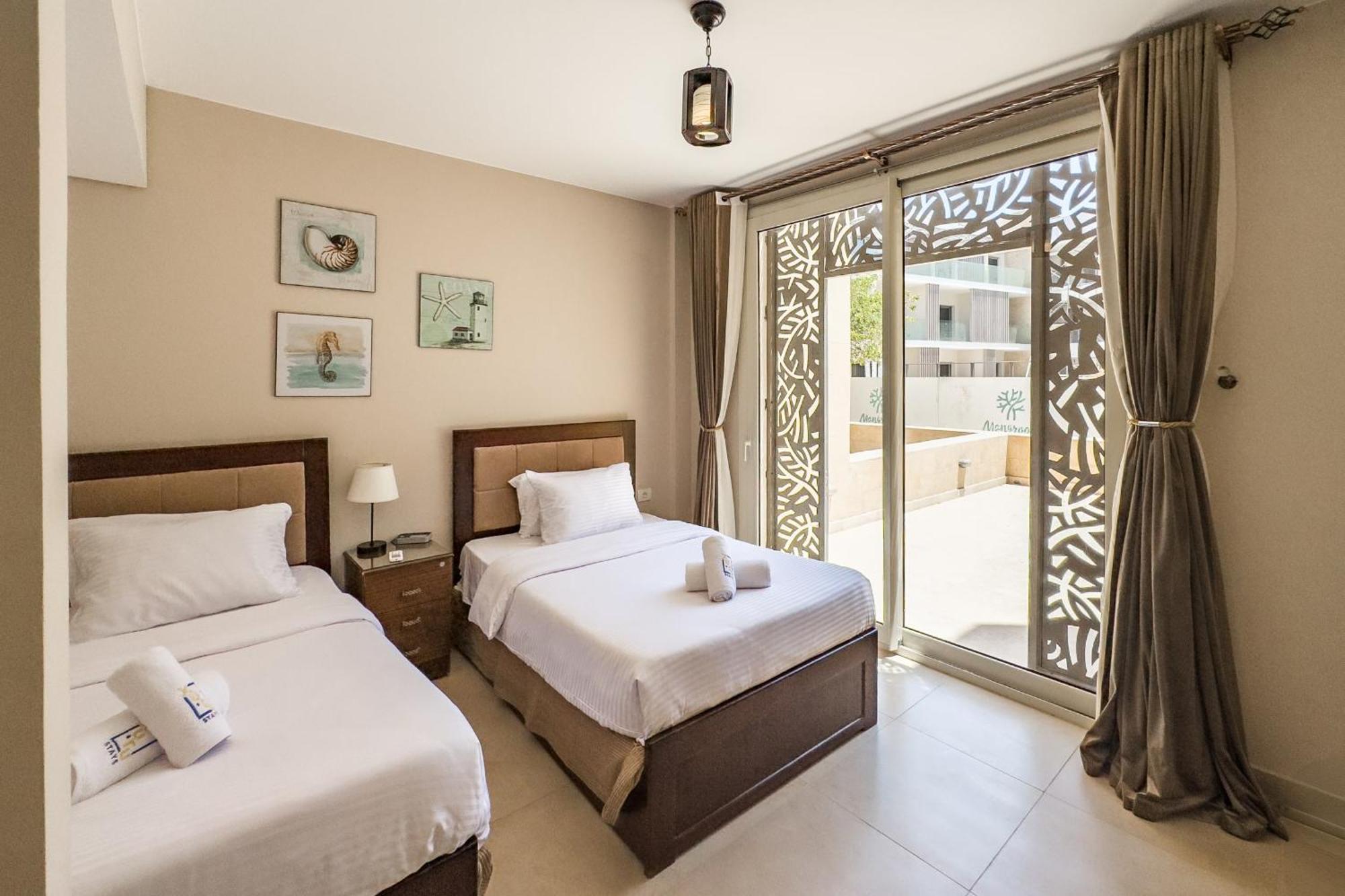 Apartament Staggering & Soothing 2 Bdr W Pool View Free Pool & Access
