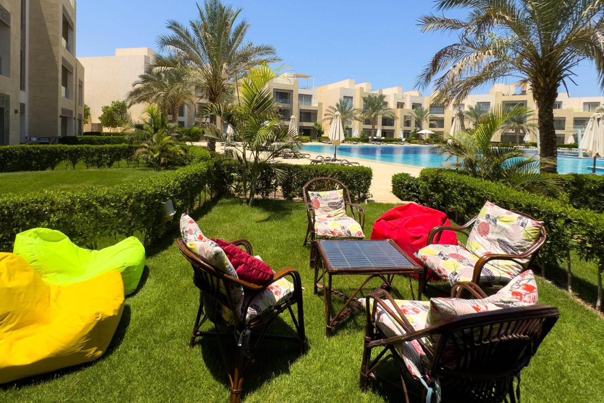 Apartament Staggering & Soothing 2 Bdr W Pool View Free Pool & Access Hurghada